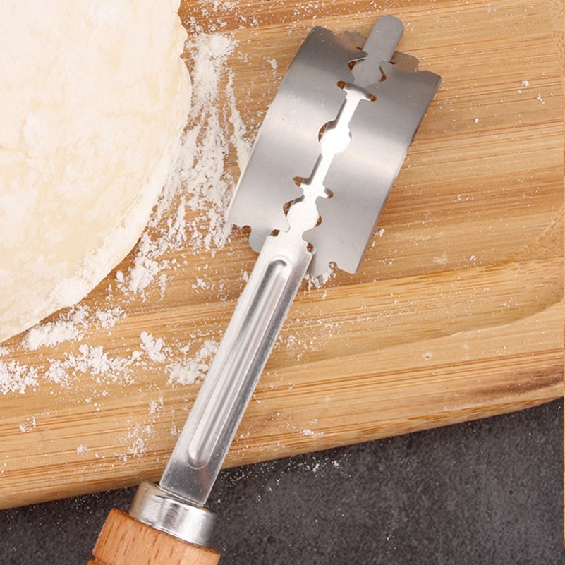 Dough Bread Pastry Cutter with - Dough Scraper Curved recension och pris
