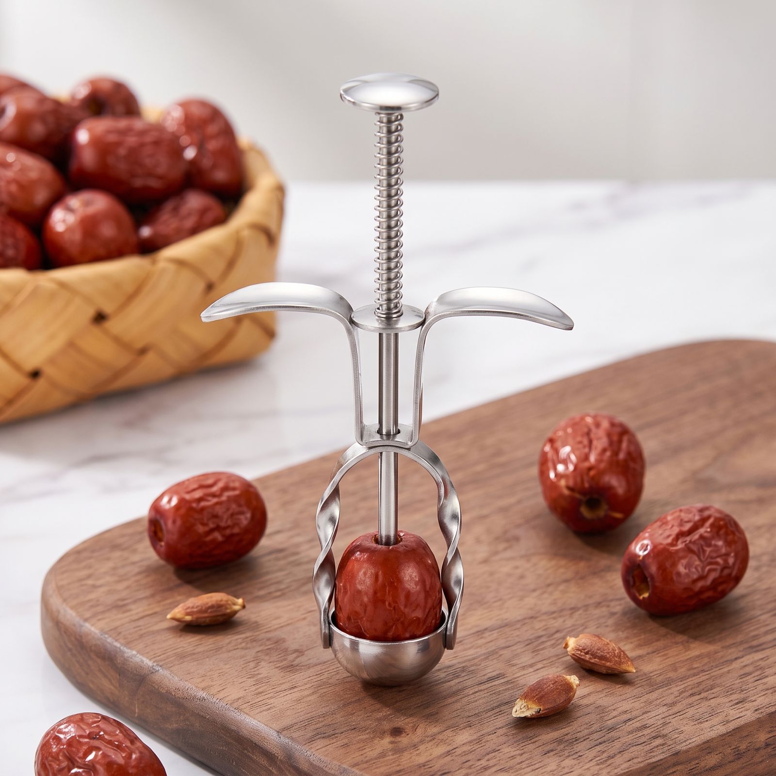 Stainless Steel Red Date Pitte - Kitchen Baking Gadgets recension och pris
