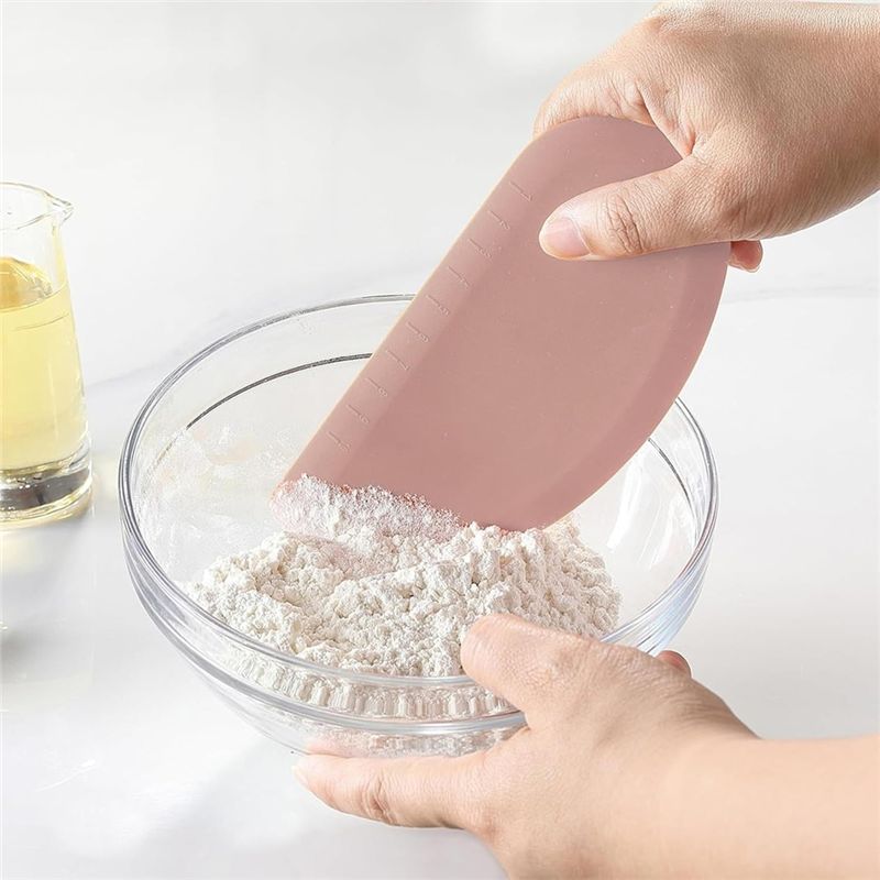 AEE2-Silicone Bowl Scraper Fle - Dough Scraper Curved recension och pris
